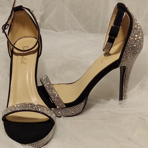 Black Platform Heels - Picture 1 of 4